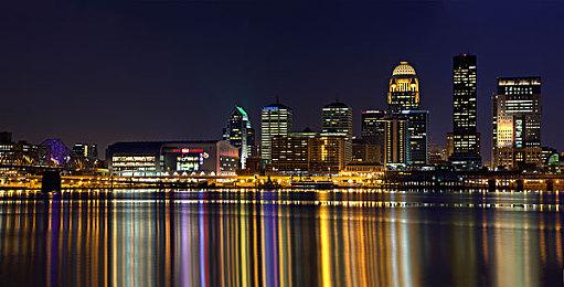 《使命召唤17》及《战区》第六赛季游玩预告发布 摧毁的佛丹斯科